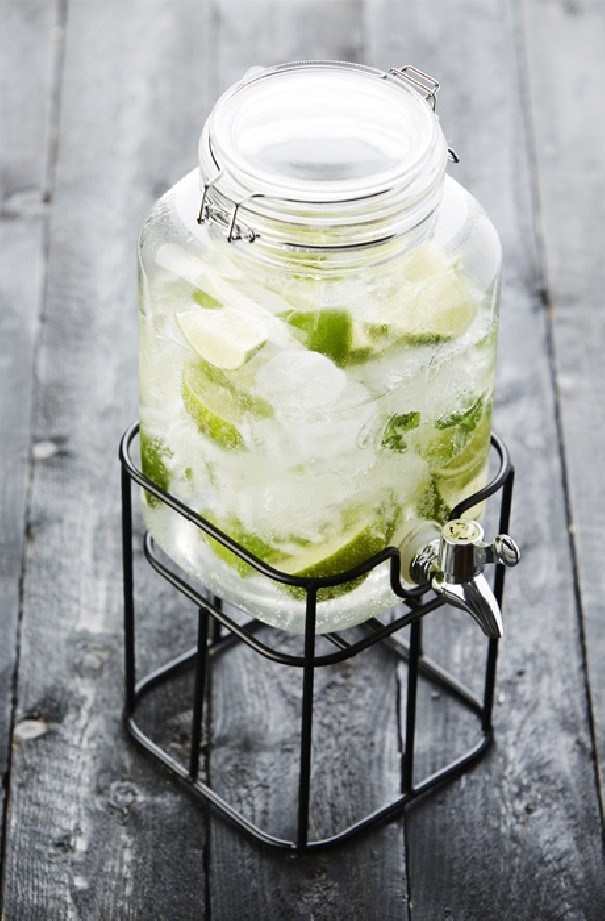 Fontaine à boisson avec robinet métal et support 3.6L